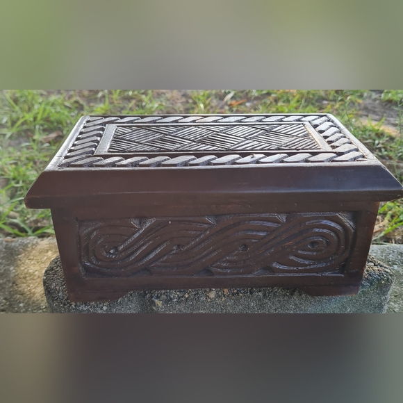 Hand Carved Jewelry box - Picture 2 of 7